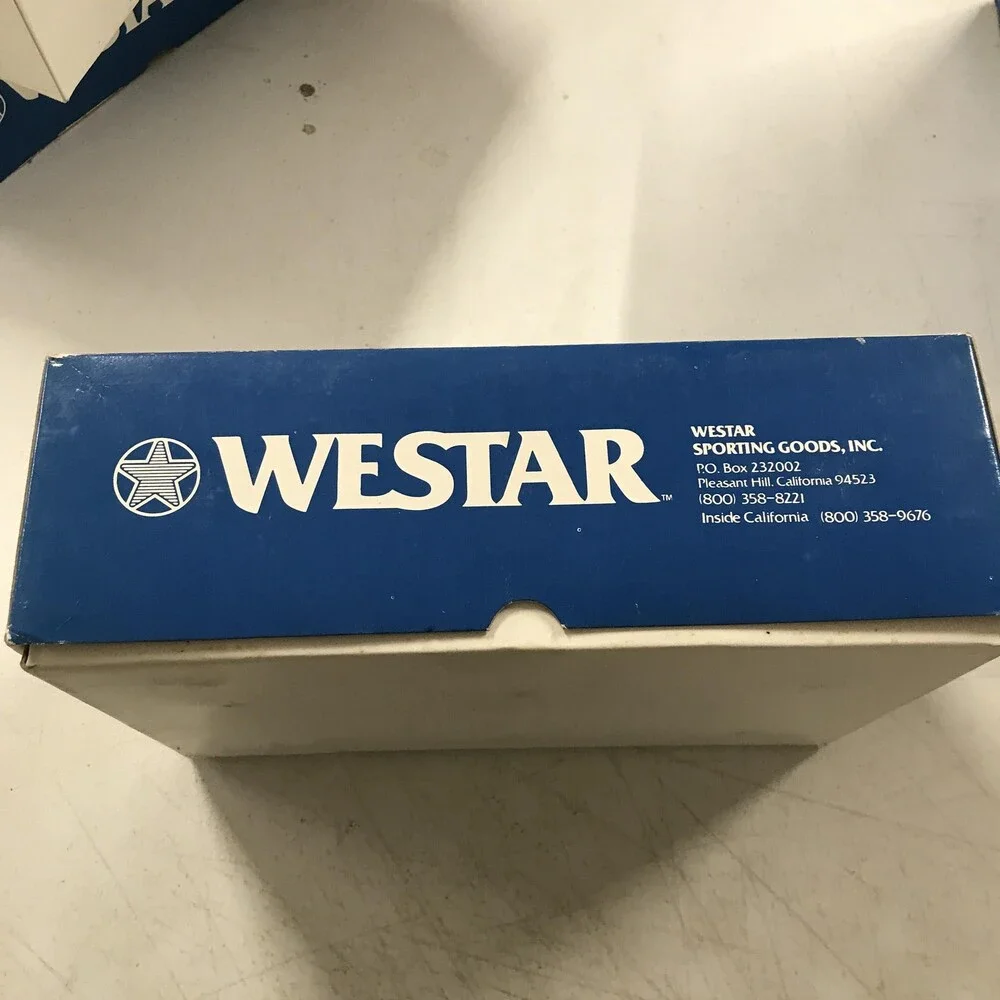Lot of 21 Vintage Westar Softballs 12 White Leather Raised Seam Five Star ASA